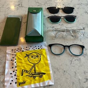 Pair eyewear “The Reese” glasses with toppers & cases